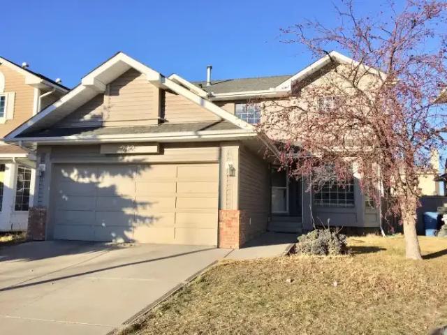 For Rent 4 Bedroom House Calgary AB DS103151911