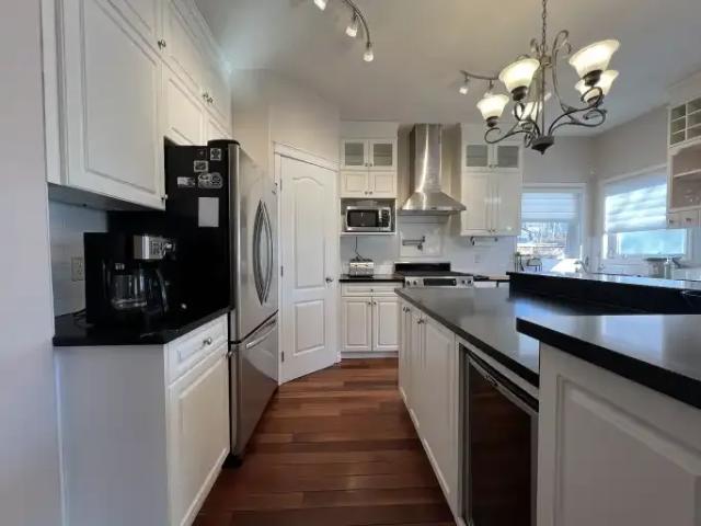 For Rent 4 Bedroom House Calgary AB DS103424722