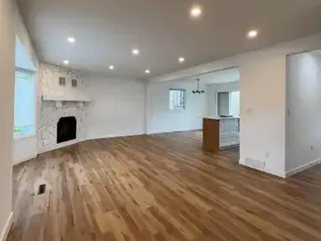 For Rent 4 Bedroom House Calgary AB DS104179174