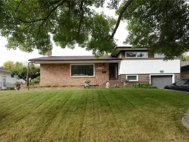 For Rent 4 Bedroom House Calgary AB DS104180021