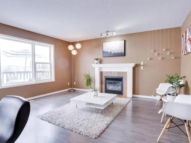 For Rent 4 Bedroom House Calgary AB DS104257135