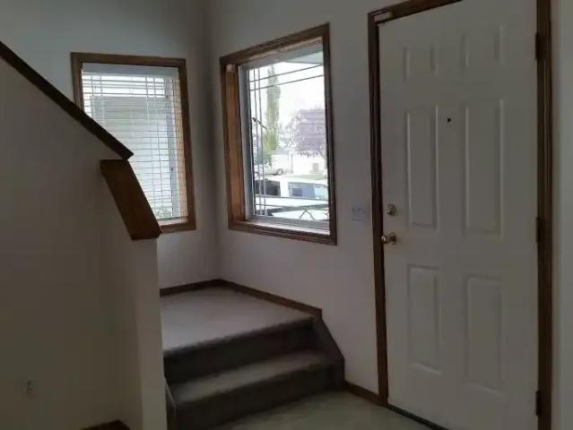 For Rent 4 Bedroom House Calgary AB DS105087757