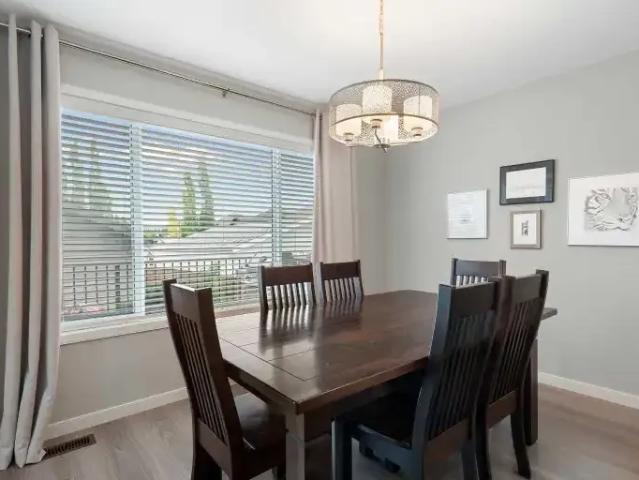 For Rent 4 Bedroom House Calgary AB DS105100814