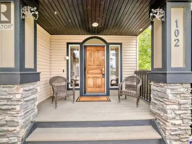 For Rent 4 Bedroom House Chestermere AB DS102518771