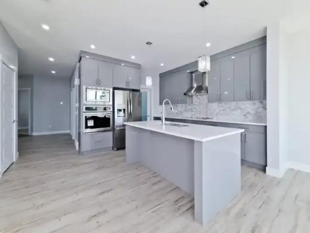 For Rent 4 Bedroom House Airdrie AB DLS100808754