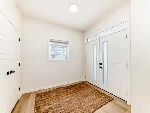 For Rent 4 Bedroom House Airdrie AB DS104991604