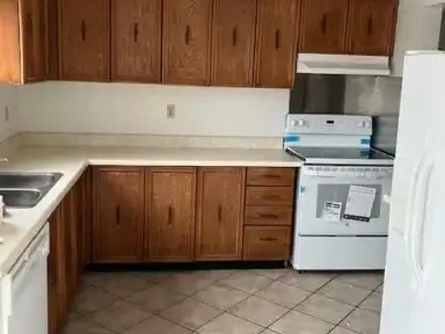 For Rent 4 Bedroom House Ajax ON DS98748050
