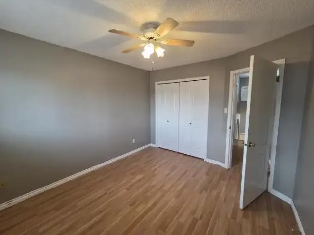 For Rent 4 Bedroom House Gibbons AB DS103243635