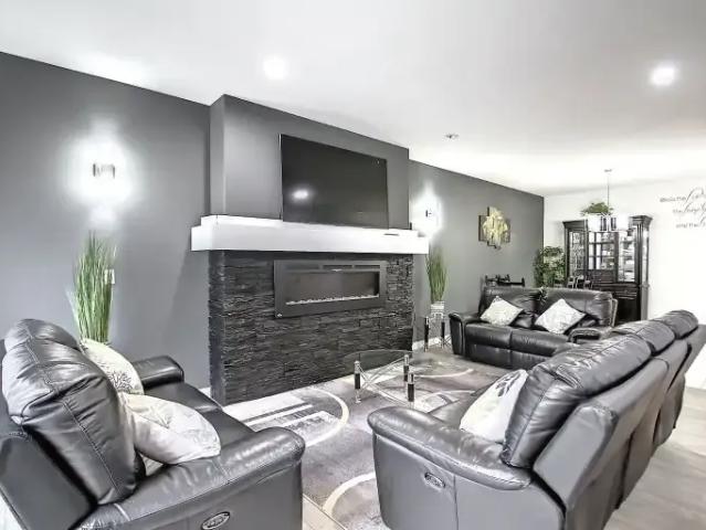 For Rent 4 Bedroom House Edmonton AB DLS102272402