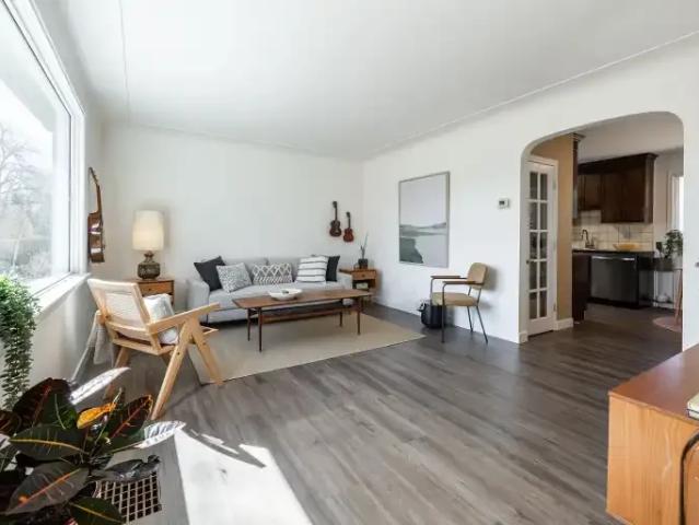 For Rent 4 Bedroom House Edmonton AB DS102770893