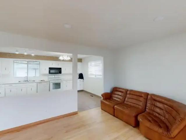 For Rent 4 Bedroom House Edmonton AB DS102952046