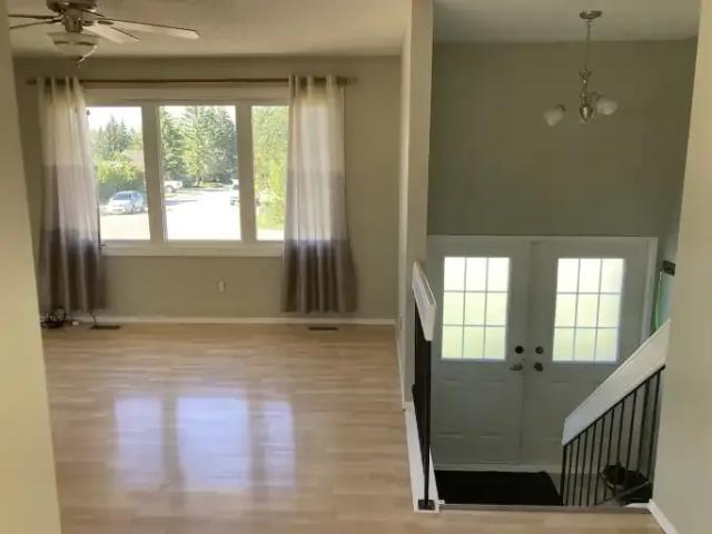 For Rent 4 Bedroom House Edmonton AB DS103301215