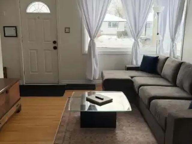 For Rent 4 Bedroom House Edmonton AB DS104181737