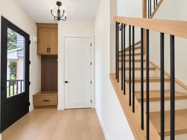 For Rent 4 Bedroom House Edmonton AB DS105486457