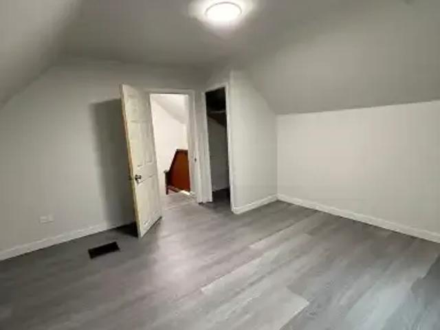 For Rent 4 Bedroom House Edmonton AB DS105048005