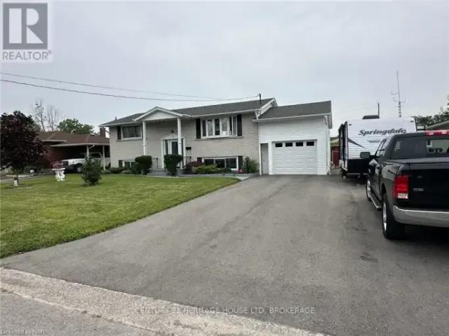 For Rent 4 Bedroom House Fort Erie ON DS104888823