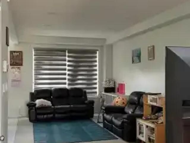 For Rent 4 Bedroom House Kitchener ON DS104257462