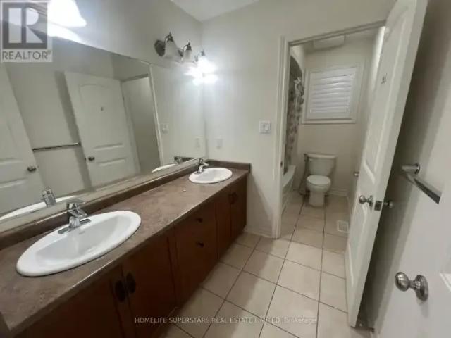 For Rent 4 Bedroom House Kitchener ON DS102204216