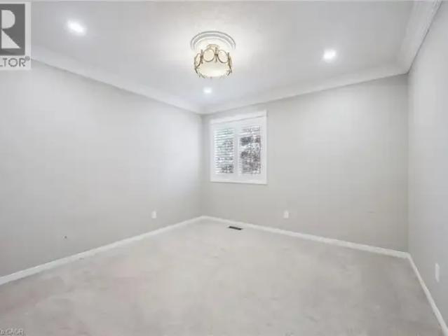 For Rent 4 Bedroom House Kitchener ON DS103151805