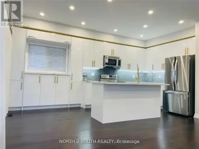 For Rent 4 Bedroom House Innisfil ON DS103355367