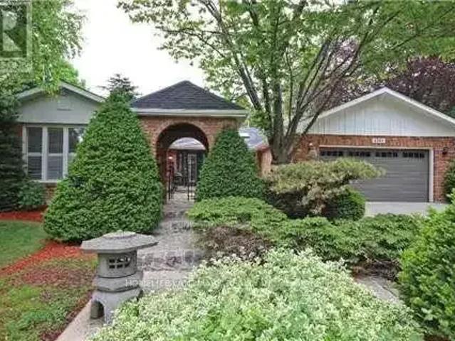 For Rent 4 Bedroom House Oakville ON DS101262074