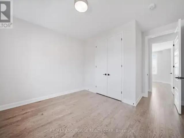For Rent 4 Bedroom House Oakville ON DS102794948