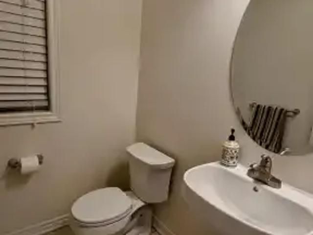For Rent 4 Bedroom House Oakville ON DS102272540