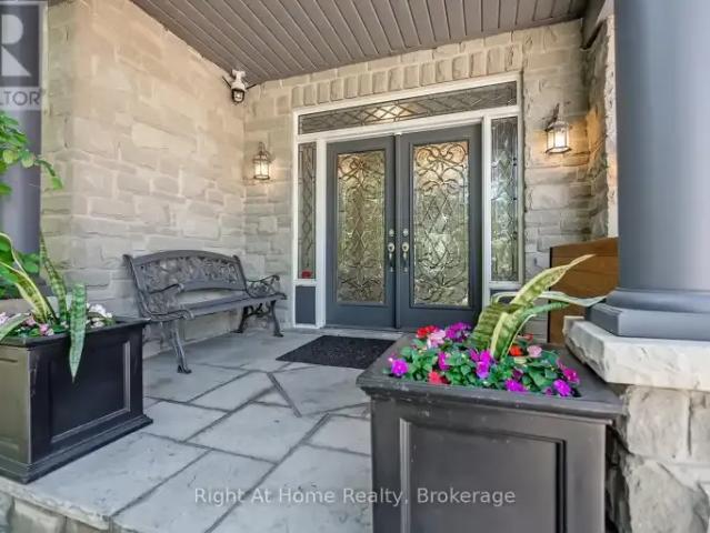 For Rent 4 Bedroom House Oakville ON DS103215939