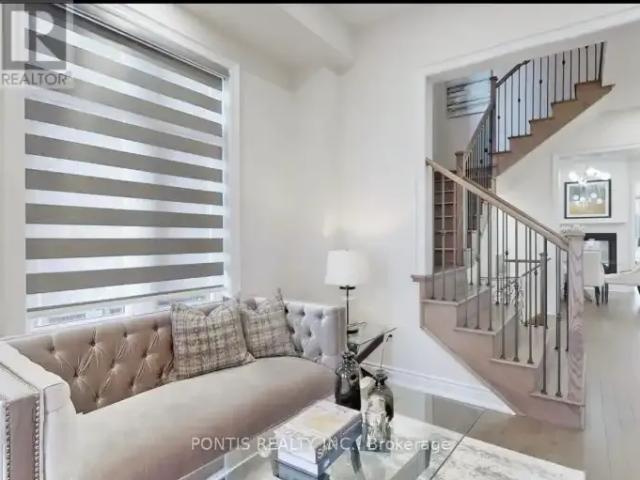 For Rent 4 Bedroom House Oakville ON DS104257487