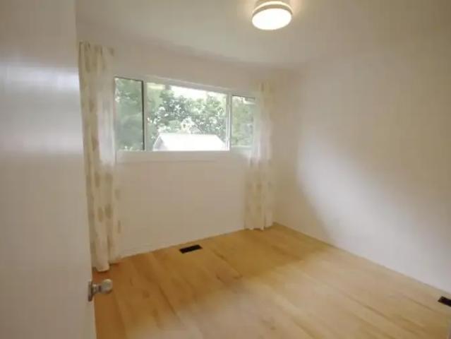 For Rent 4 Bedroom House Ottawa ON DS103355211