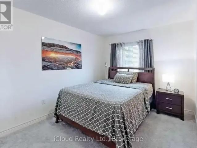 For Rent 4 Bedroom House Milton ON DS102701481