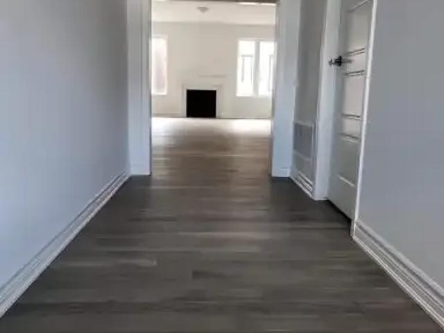 For Rent 4 Bedroom House Milton ON DS103695240