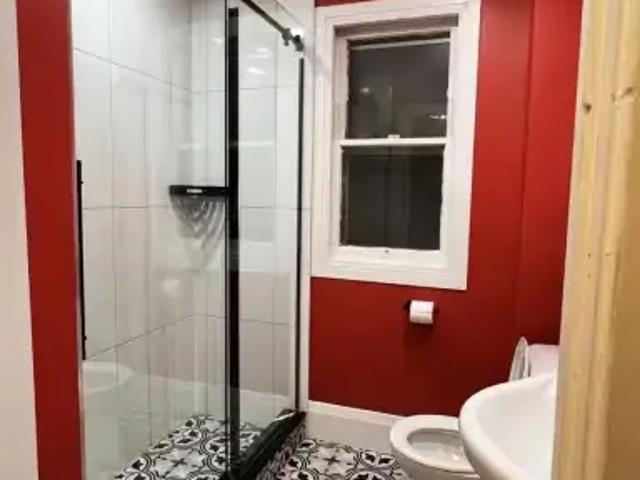 For Rent 4 Bedroom House Niagara Falls ON DLS101107744