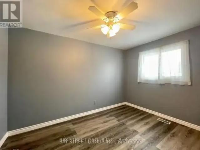 For Rent 4 Bedroom House Niagara Falls ON DLS103060486