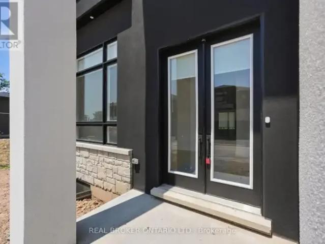 For Rent 4 Bedroom House Niagara Falls ON DS104470889