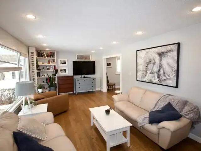 For Rent 4 Bedroom House Sherwood Park AB DS104180863