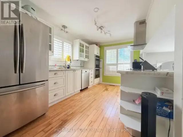 For Rent 4 Bedroom House Richmond Hill ON DS102794967