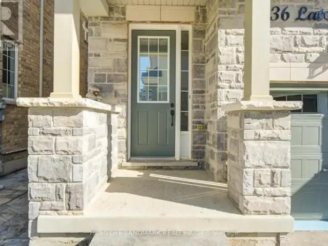 For Rent 4 Bedroom House Richmond Hill ON DS103380074