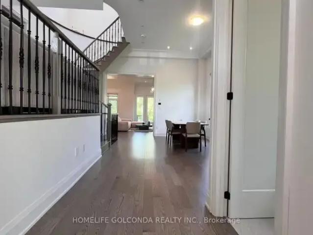 For Rent 4 Bedroom House Richmond Hill ON DS104036409