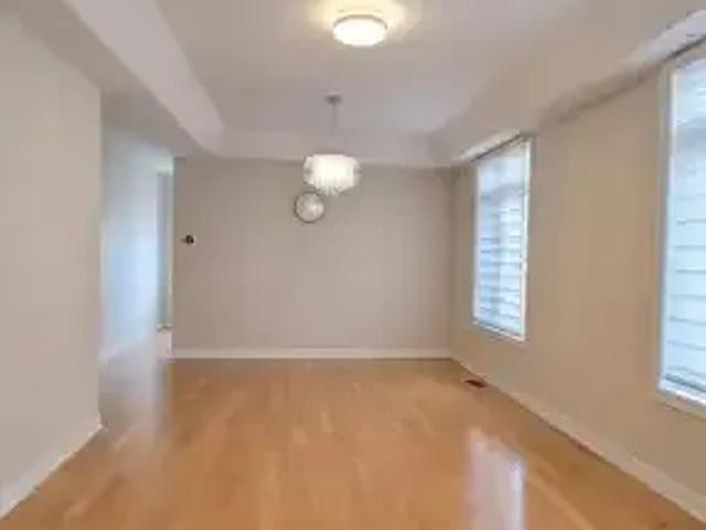 For Rent 4 Bedroom House Richmond Hill ON DS104142851