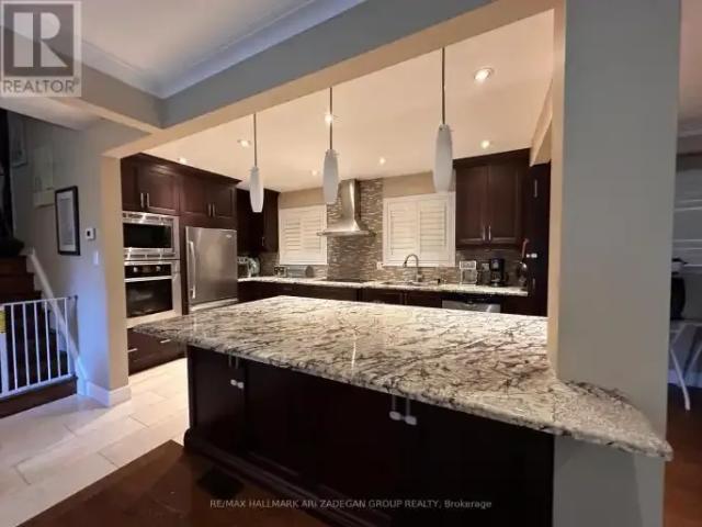 For Rent 4 Bedroom House Richmond Hill ON DS104876905