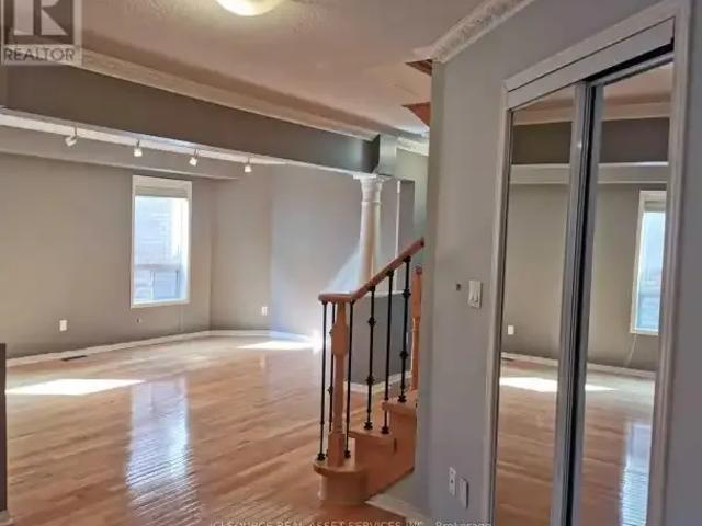 For Rent 4 Bedroom House Richmond Hill ON DS105072064