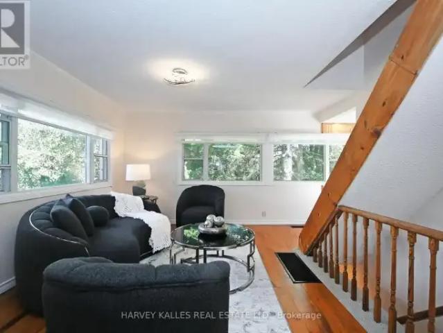 For Rent 4 Bedroom House Richmond Hill ON DS105072108