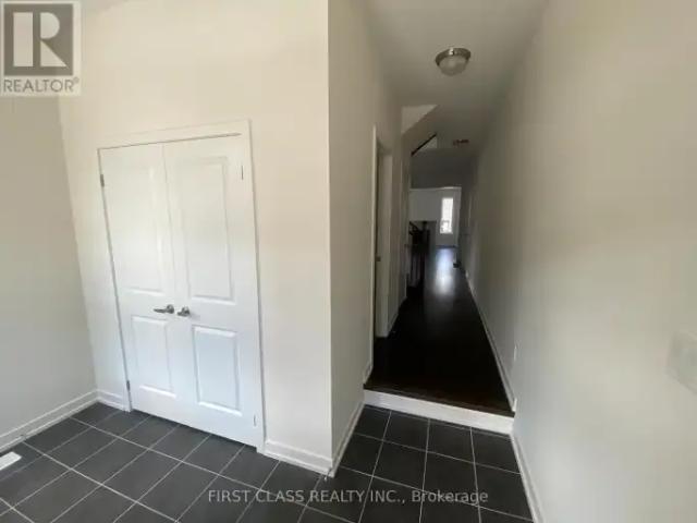 For Rent 4 Bedroom House Richmond Hill ON DS105186163