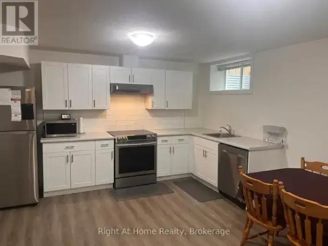 For Rent 4 Bedroom House Waterloo ON DLS102434531