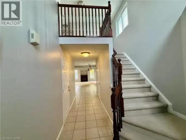 For Rent 4 Bedroom House Waterloo ON DS105023503