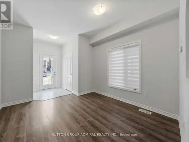For Rent 4 Bedroom House Wasaga Beach ON DS102847479