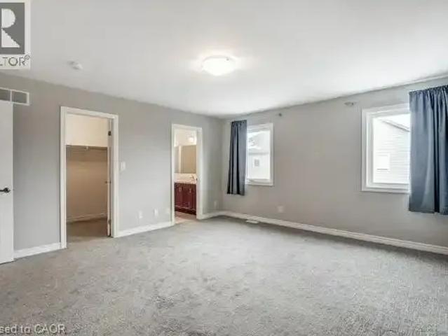 For Rent 4 Bedroom House Welland ON DLS105004996