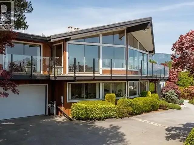 For Rent 4 Bedroom House West Vancouver BC DS103695340
