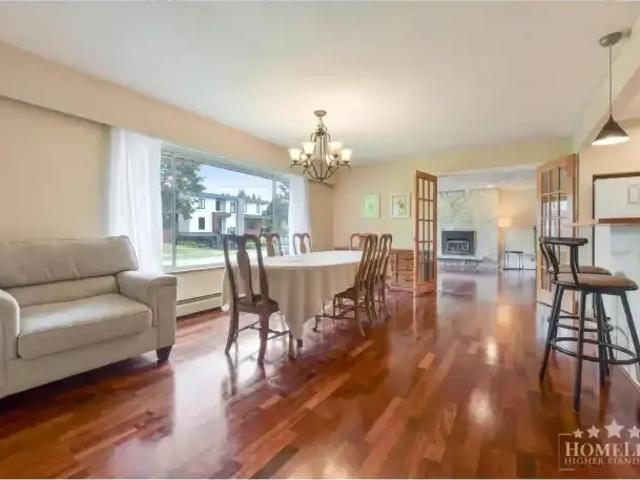 For Rent 4 Bedroom House White Rock BC DS103338633